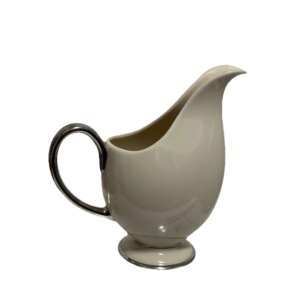FRANCISCAN HUNTINGTON CREAMER 8 OZ PLATINUM HANDLE & PLATINUM TRIM